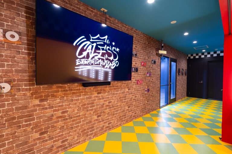 スタジオ玄関